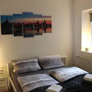 Zentralgelegene 4-raum Bis 8 Pers. Apartment