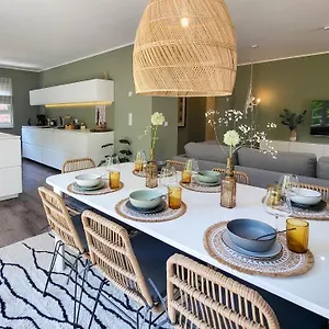 Jooyful Apartment
